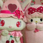 サンリオピューロランドでルビーちゃんの絵が描かれた色紙を本人
