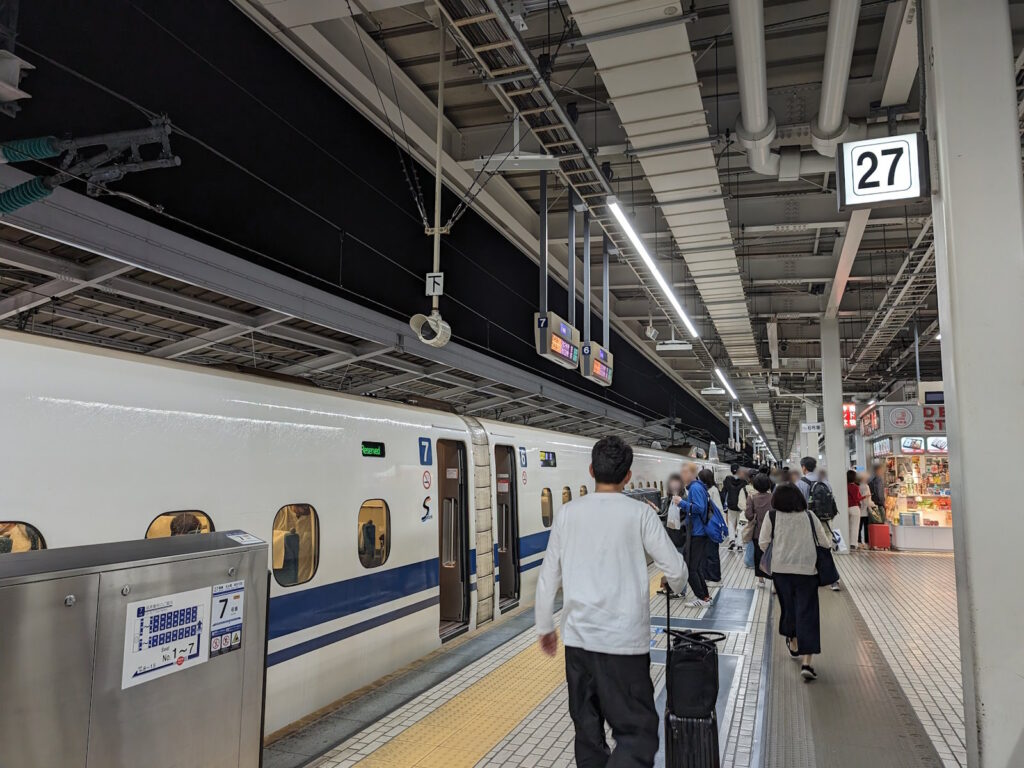 JR東海道新幹線の新大阪駅