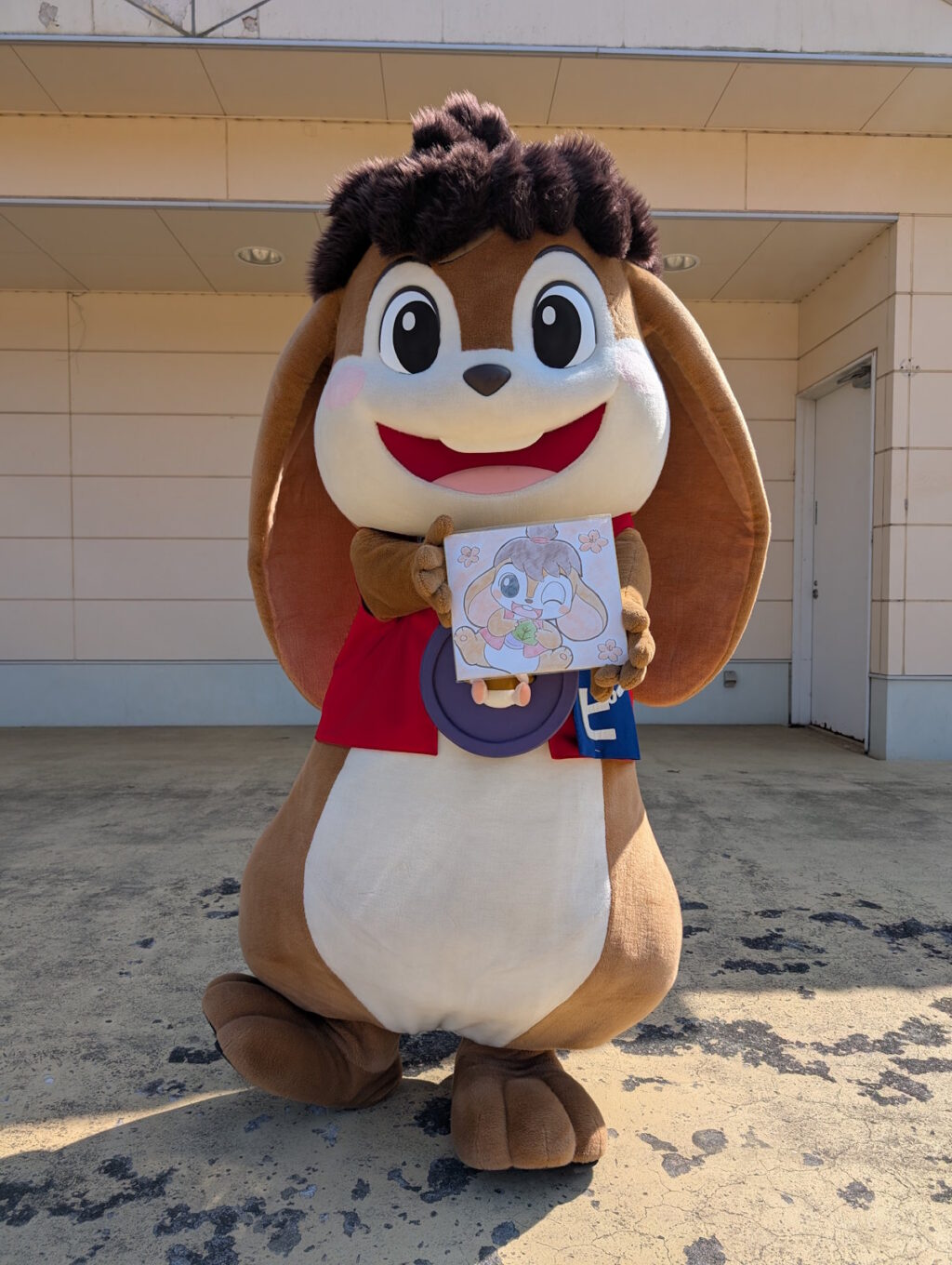 色紙を持つピッピくん