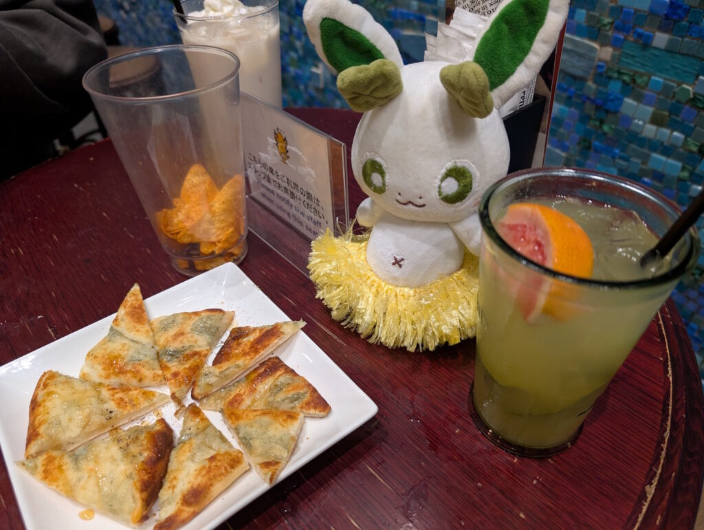 ハニーチーズスナックとHUBグレープフルーツ
