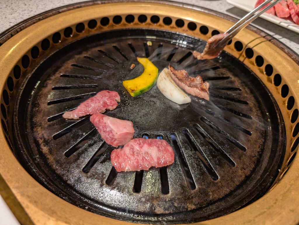 焼かれる肉たち