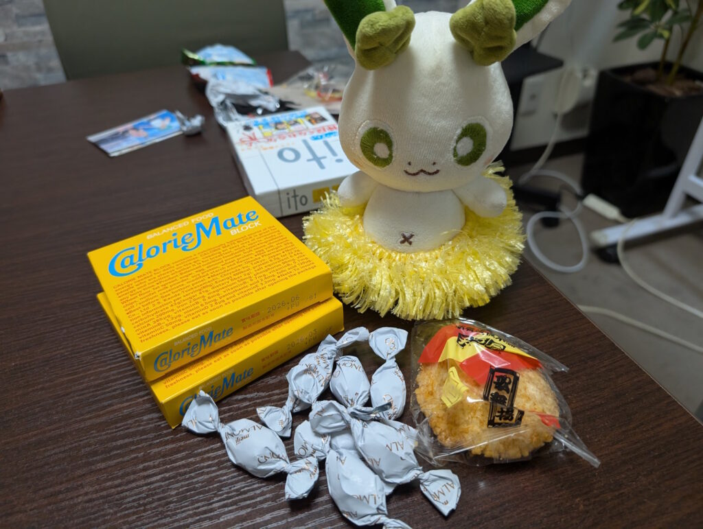 カッシーくんと周りを囲っているお菓子