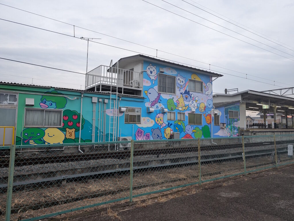 駅でみられる沢山のたまごっち (その3)